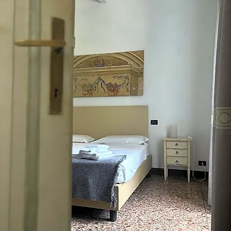 Castello Oldofredi Szálloda 4*